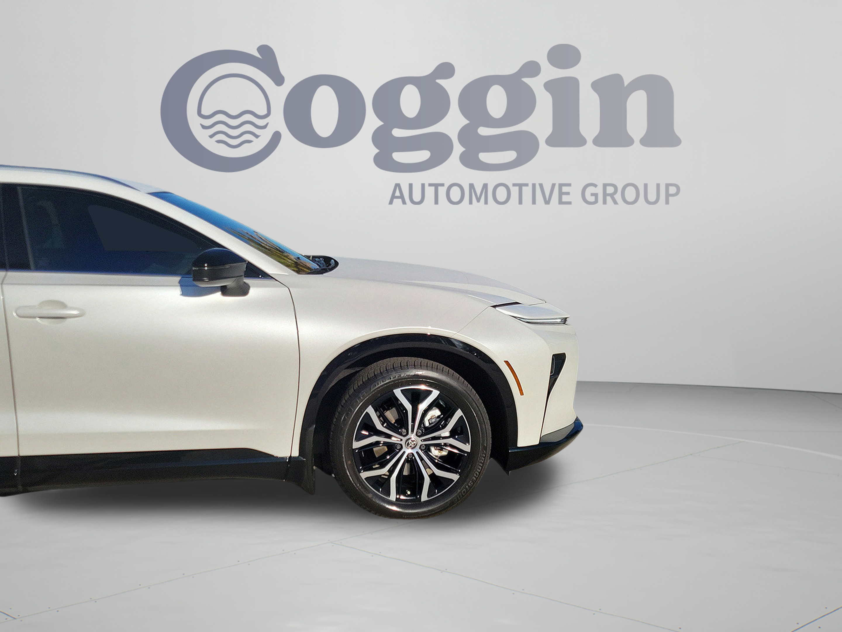 Certified 2025 Toyota Crown Signia AWD/4WD image 27