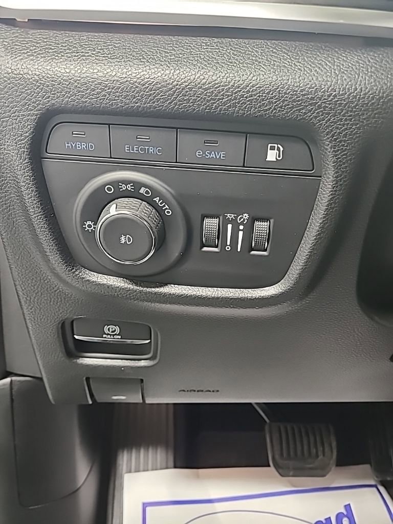 New 2023 Jeep Grand Cherokee 4WD 4xe image 10