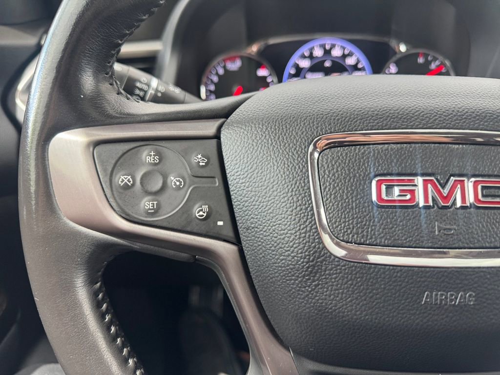 Used 2022 GMC Acadia AT4 w/ Technology Package image 23