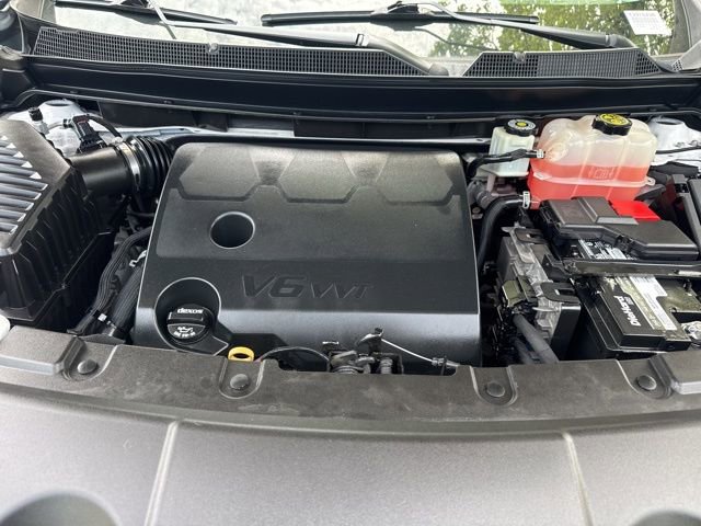 Used 2019 Chevrolet Traverse Premier w/ Redline Edition image 19