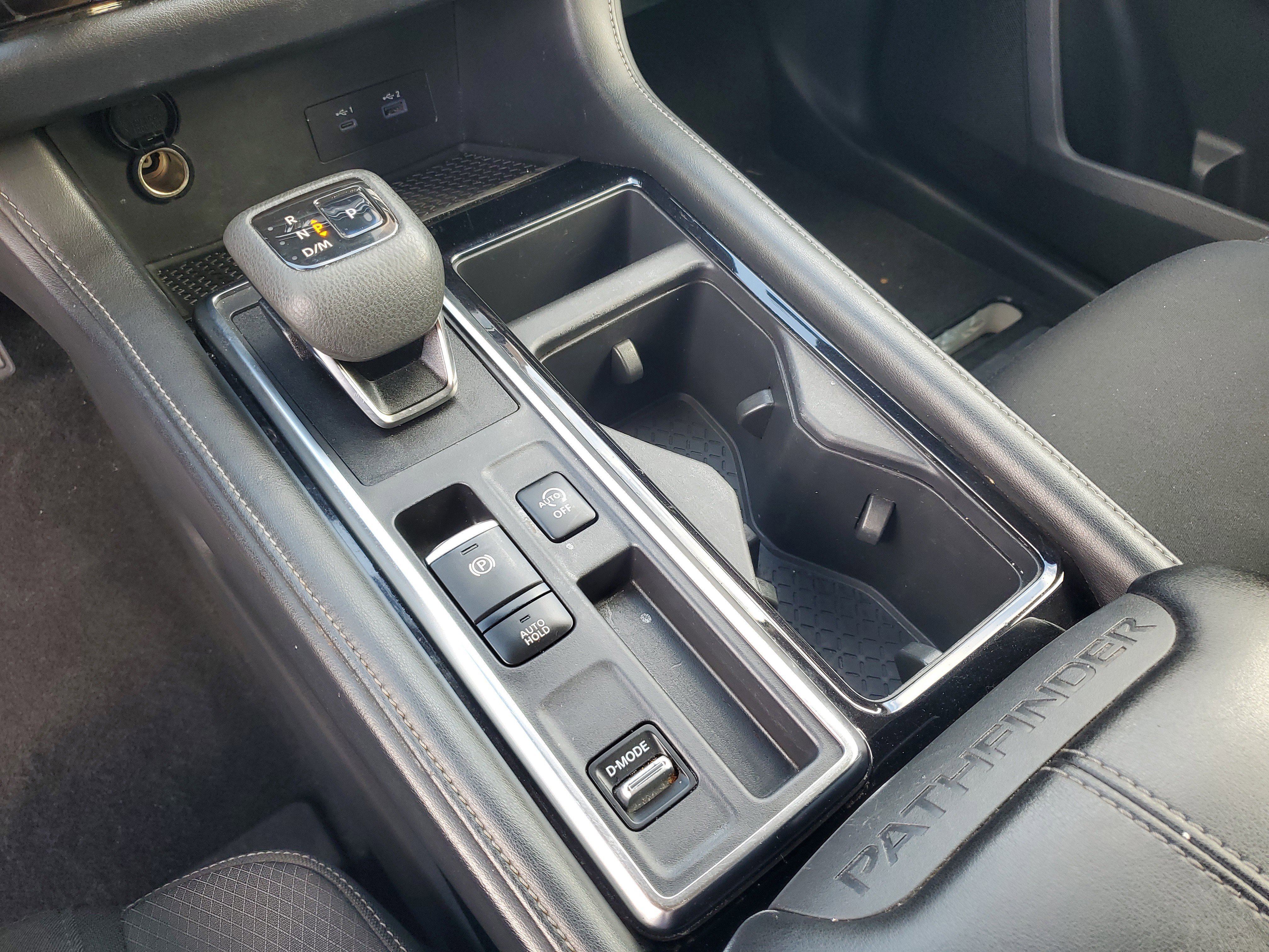 Used 2022 Nissan Pathfinder S FWD image 23