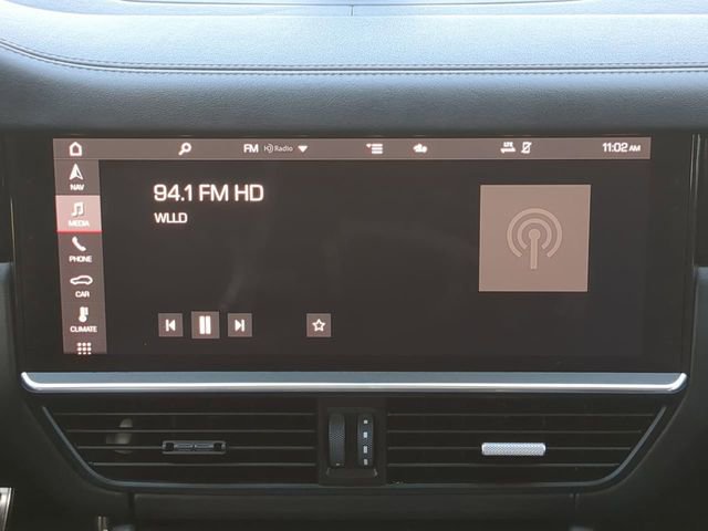 Used 2021 Porsche Cayenne GTS image 21