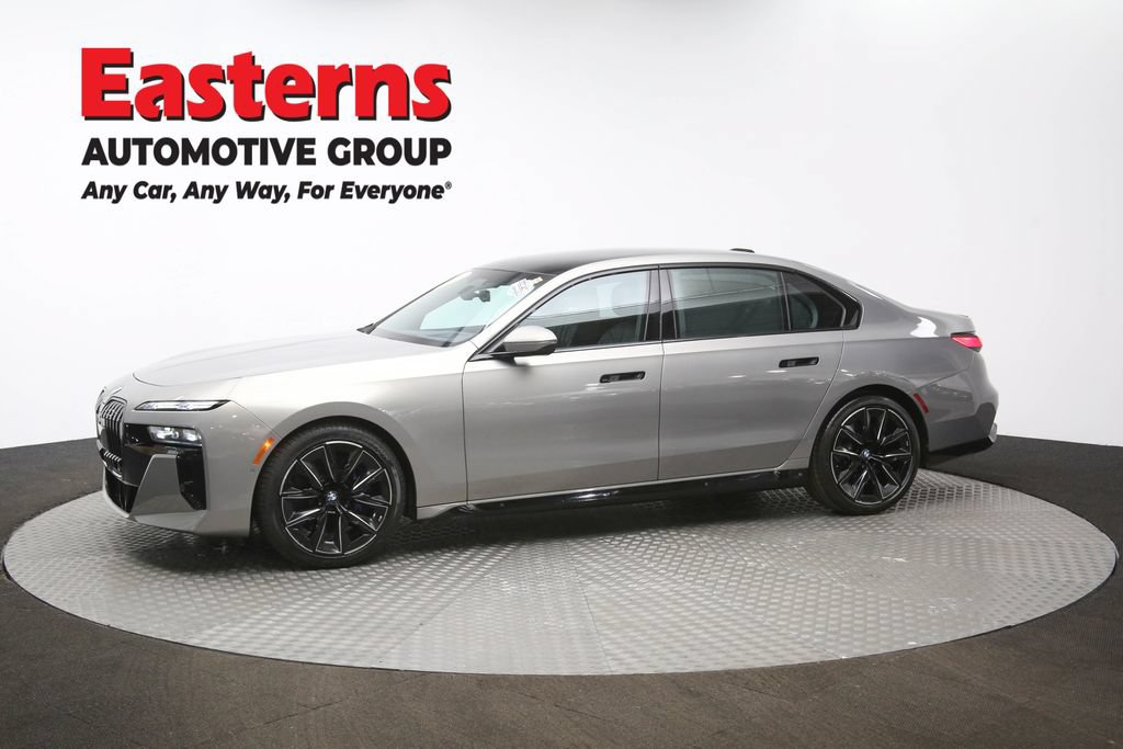 Used 2023 BMW 760i xDrive w/ Executive Package AWD/4WD image 62