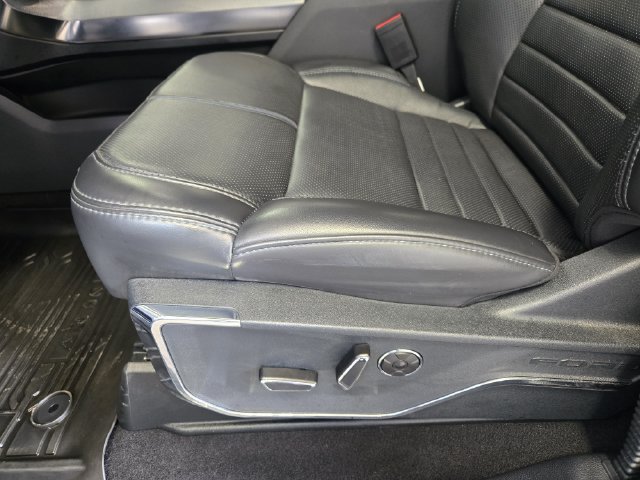 Certified 2025 Ford F150 Platinum w/ FX4 Off-Road Package AWD/4WD image 26