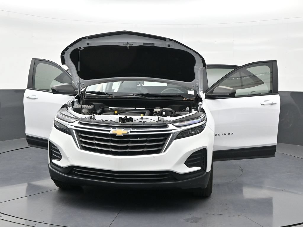 Used 2024 Chevrolet Equinox LS w/ LS Convenience Package FWD image 30