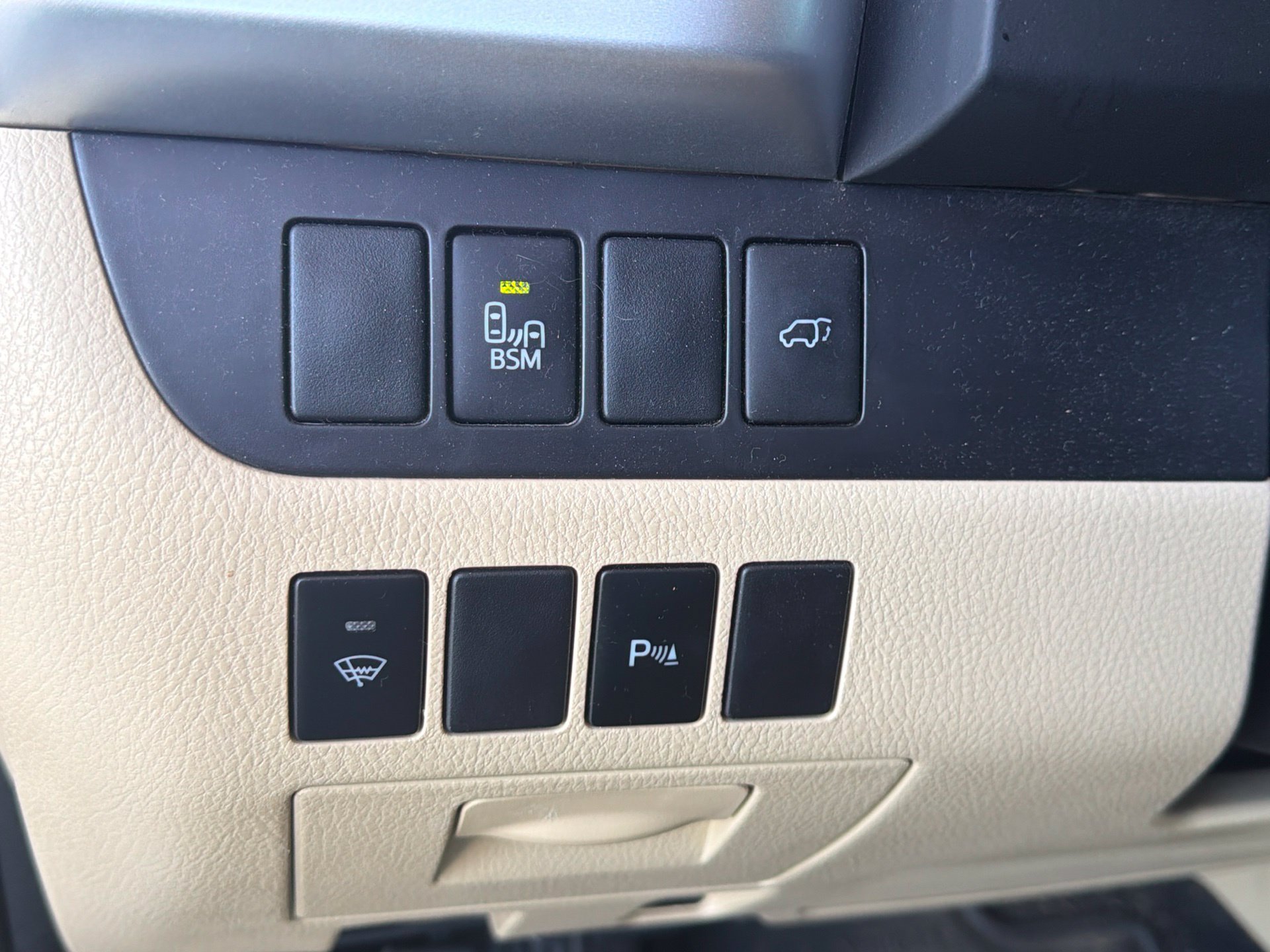 Used 2015 Toyota Highlander Limited FWD image 15
