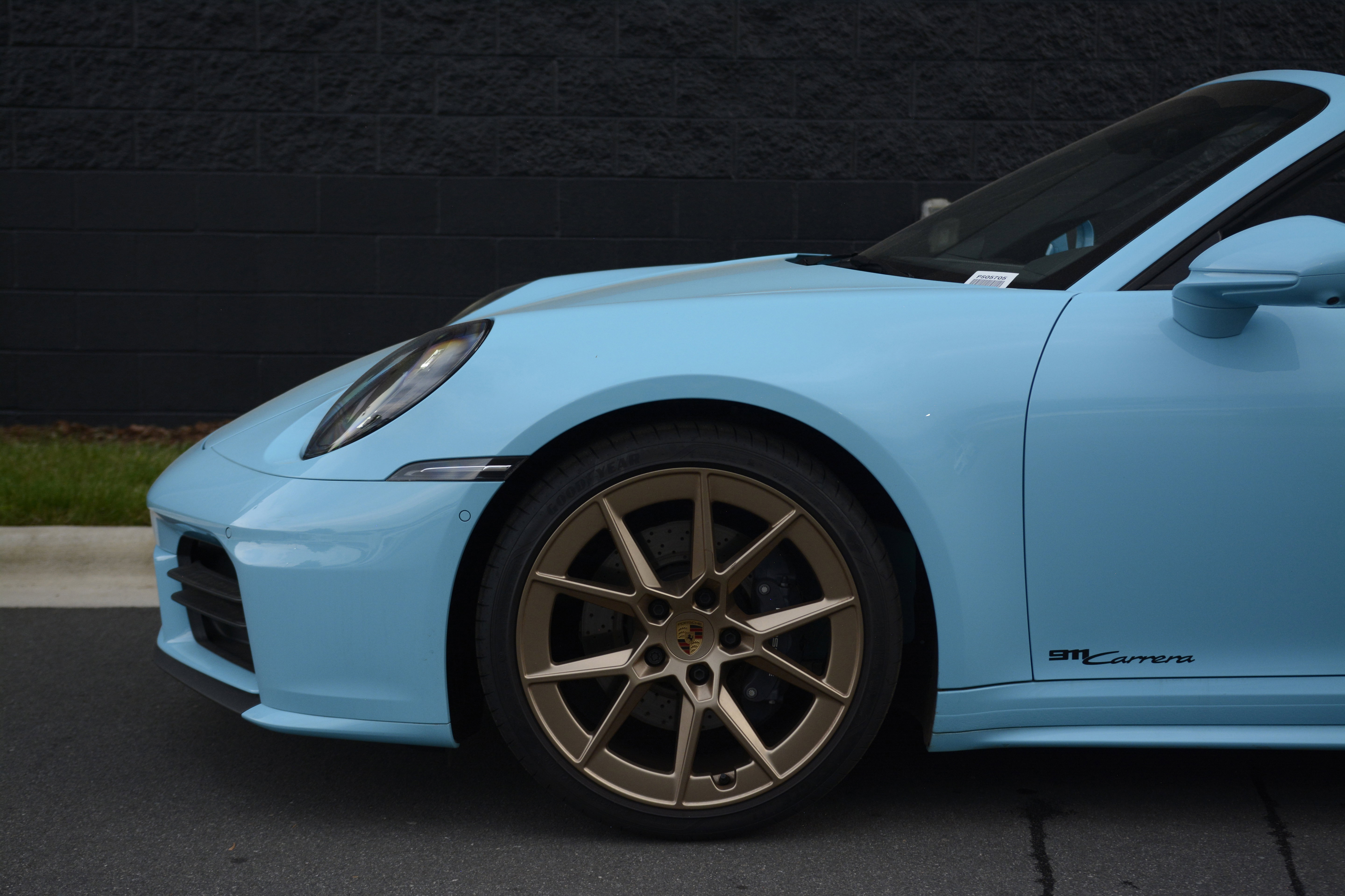 Certified 2025 Porsche 911 Carrera RWD image 33