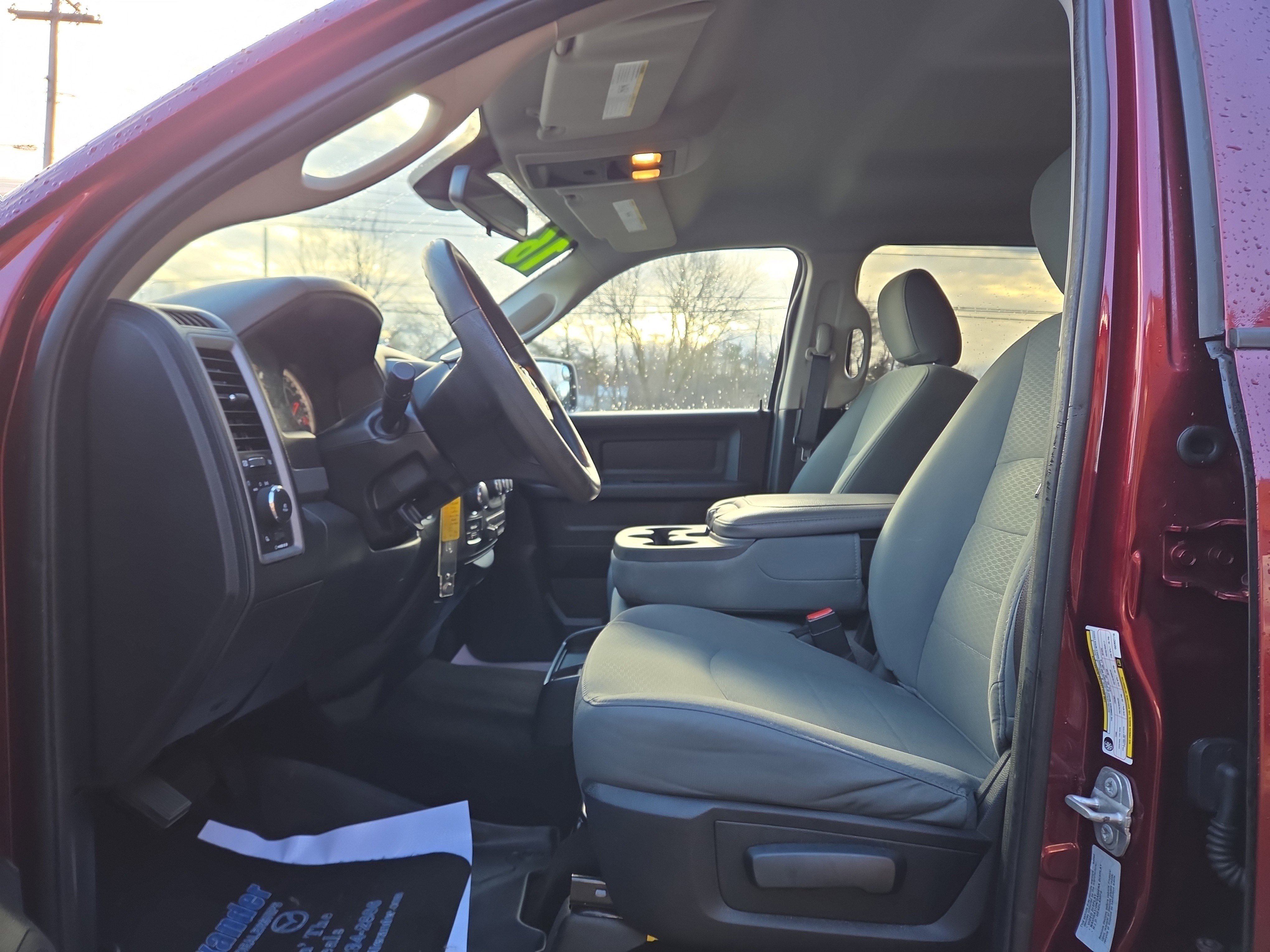 Used 2016 RAM 1500 Express image 12