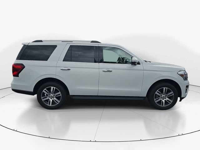 Certified 2024 Ford Expedition Limited AWD/4WD image 2