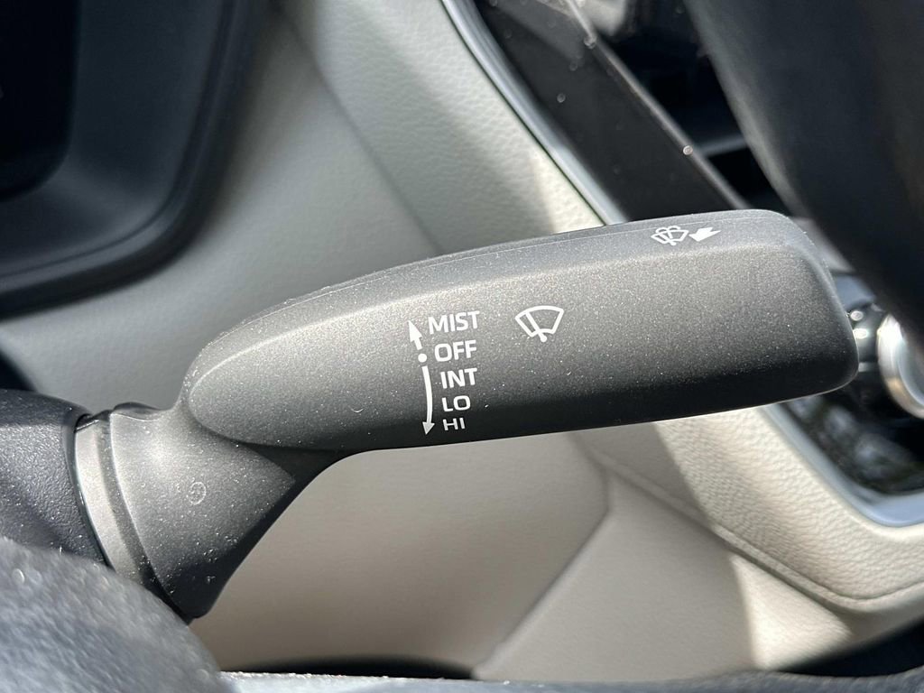 Used 2026 Toyota Corolla Cross L FWD image 24