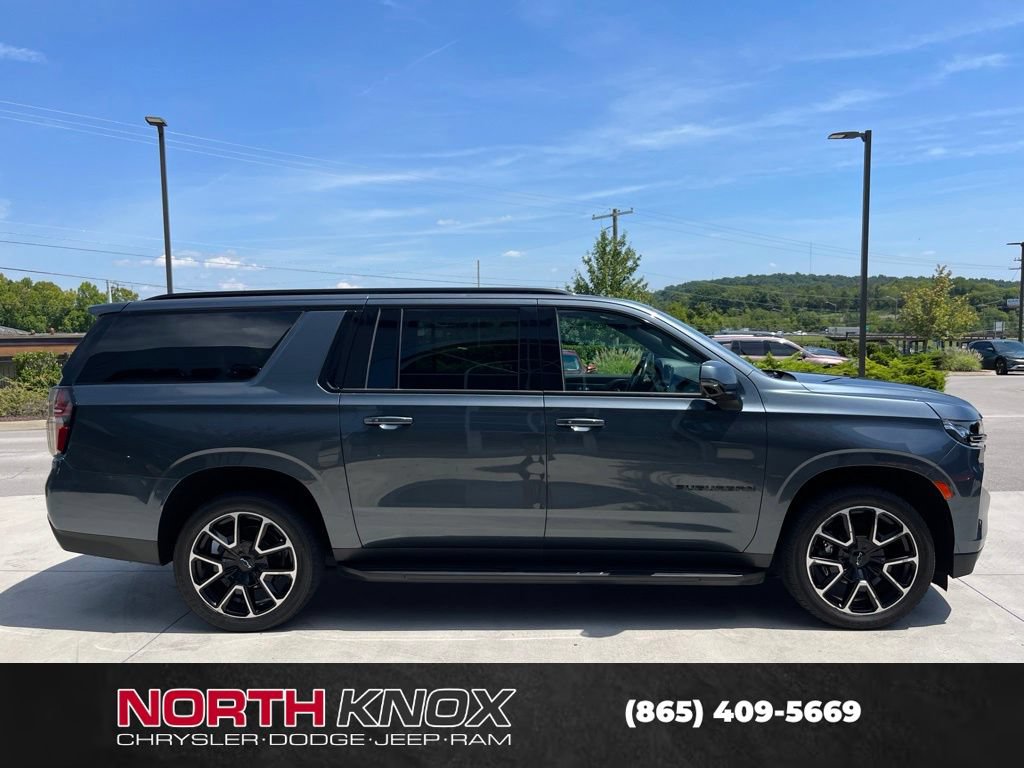 Used 2021 Chevrolet Suburban RST w/ Luxury Package AWD/4WD image 20