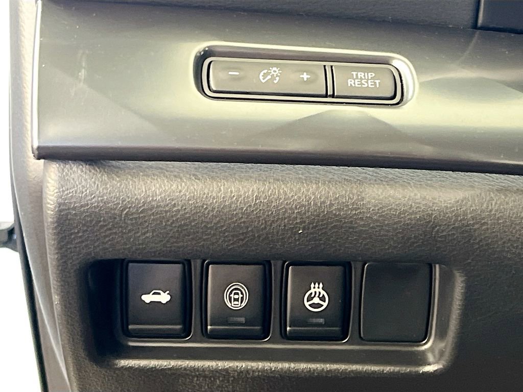 Used 2023 Nissan Maxima SR w/ Sport Mat Group image 10