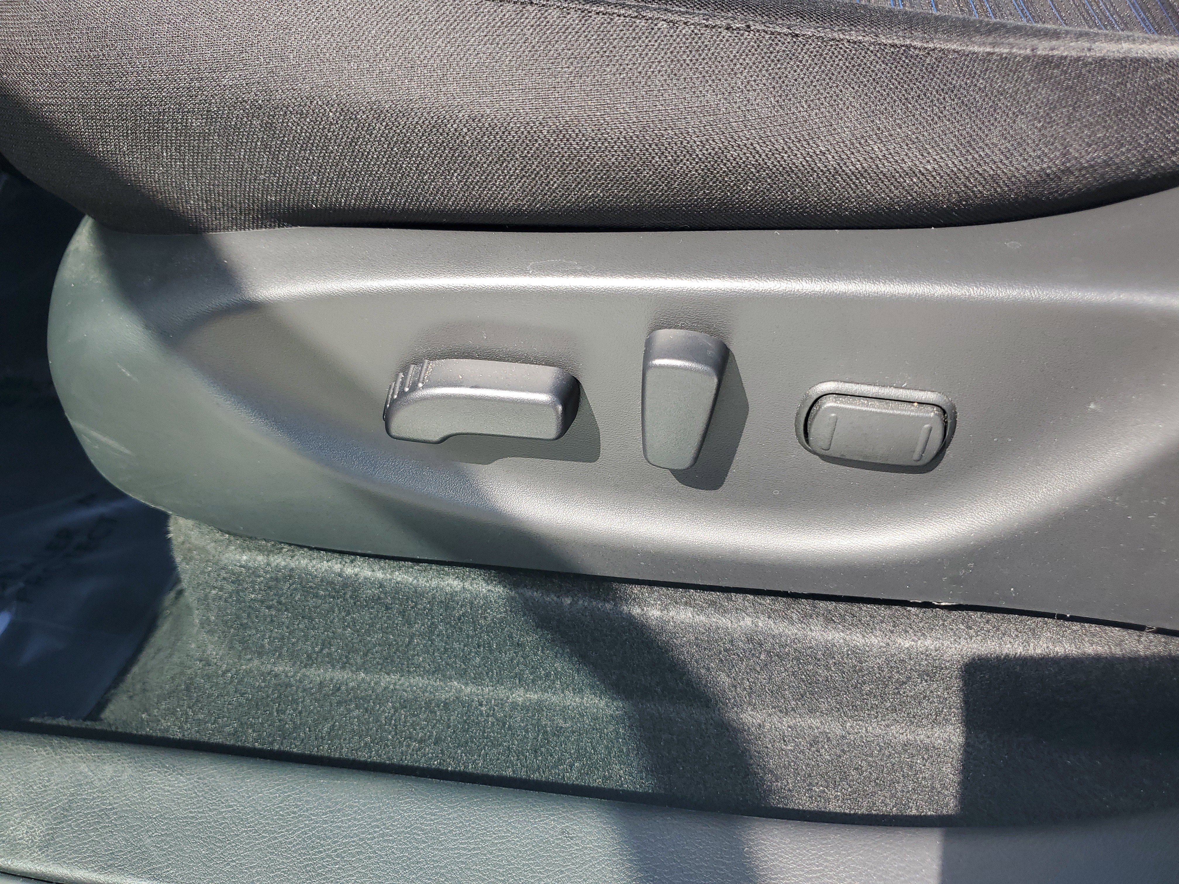 Used 2024 Nissan Leaf SV Plus image 12