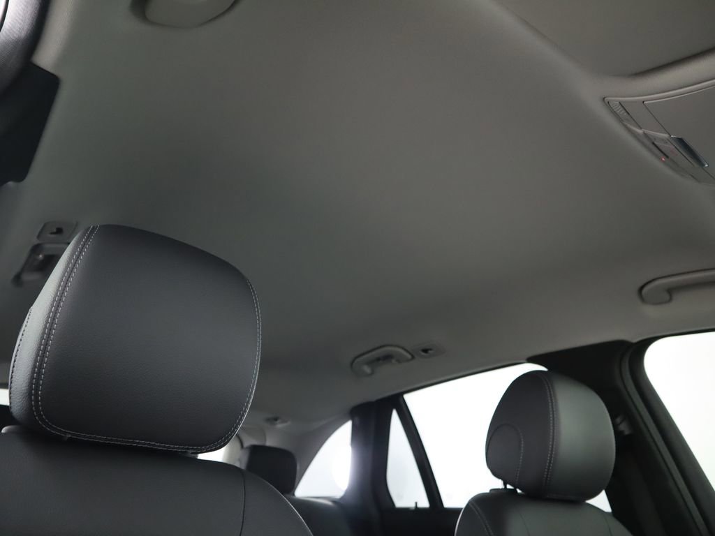 Used 2022 Mercedes-Benz GLC 300 image 18