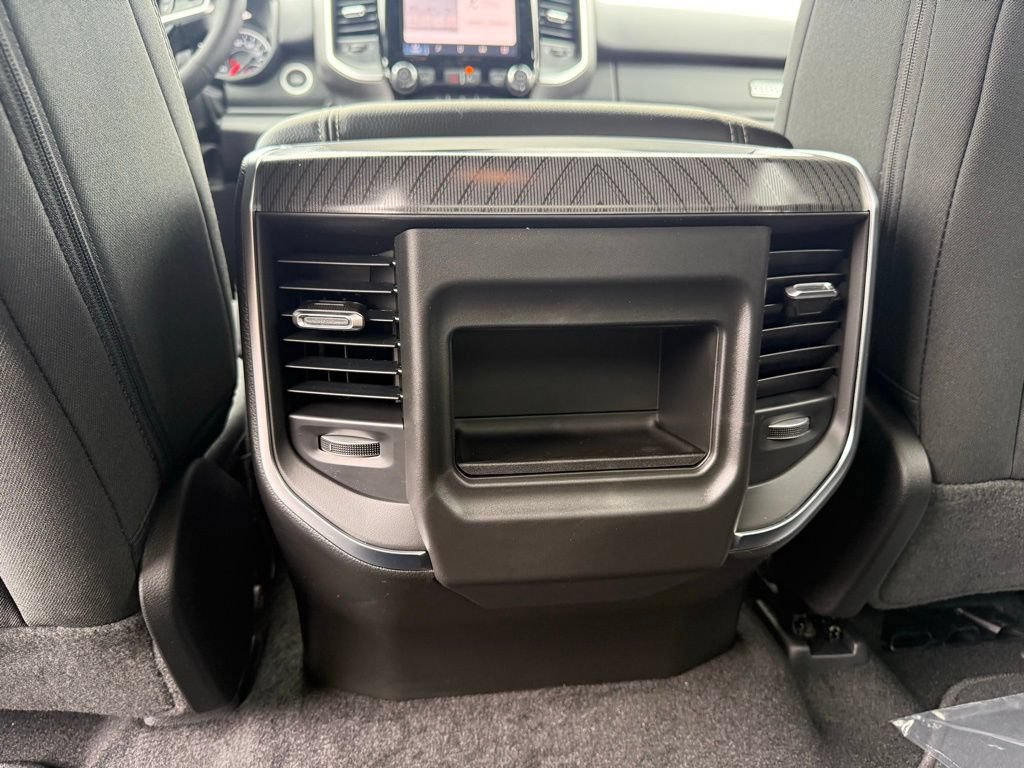 New 2026 RAM 1500 Big Horn AWD/4WD image 31