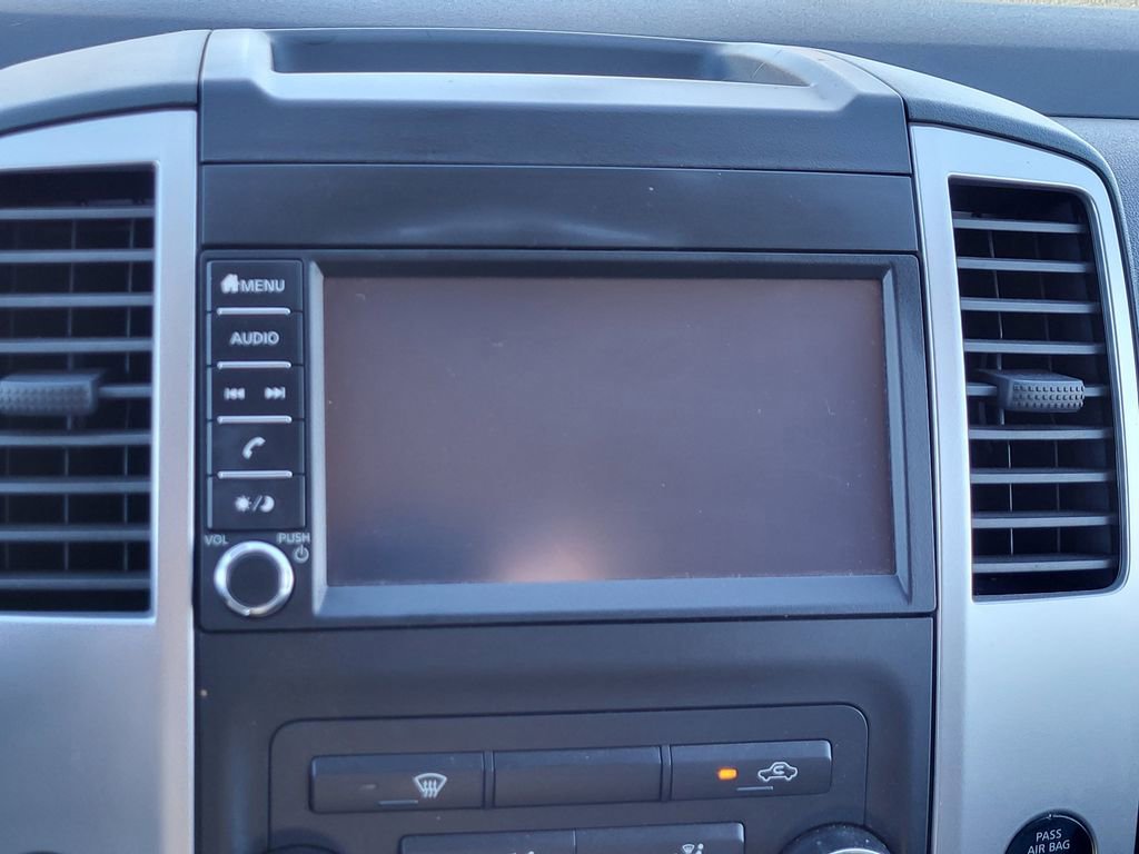 Used 2019 Nissan Frontier S RWD image 8