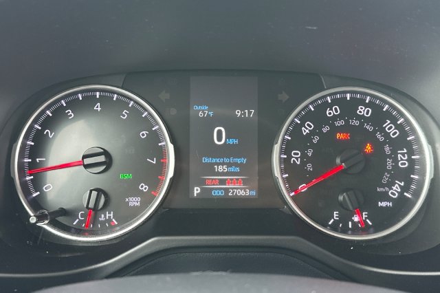 Certified 2022 Toyota RAV4 XLE Premium AWD/4WD image 29