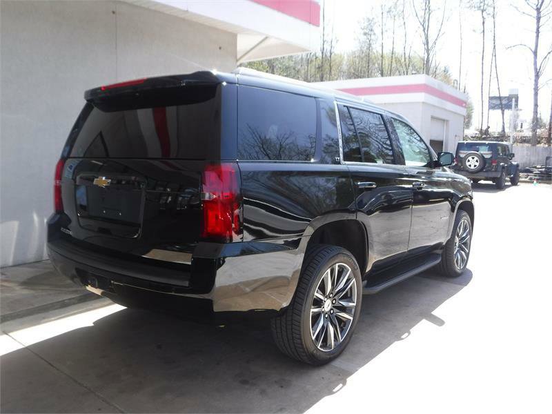Used 2020 Chevrolet Tahoe LT image 3