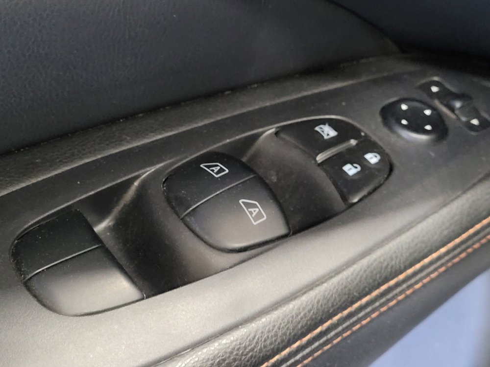 Used 2019 Nissan Pathfinder SV w/ Rock Creek Edition AWD/4WD image 27