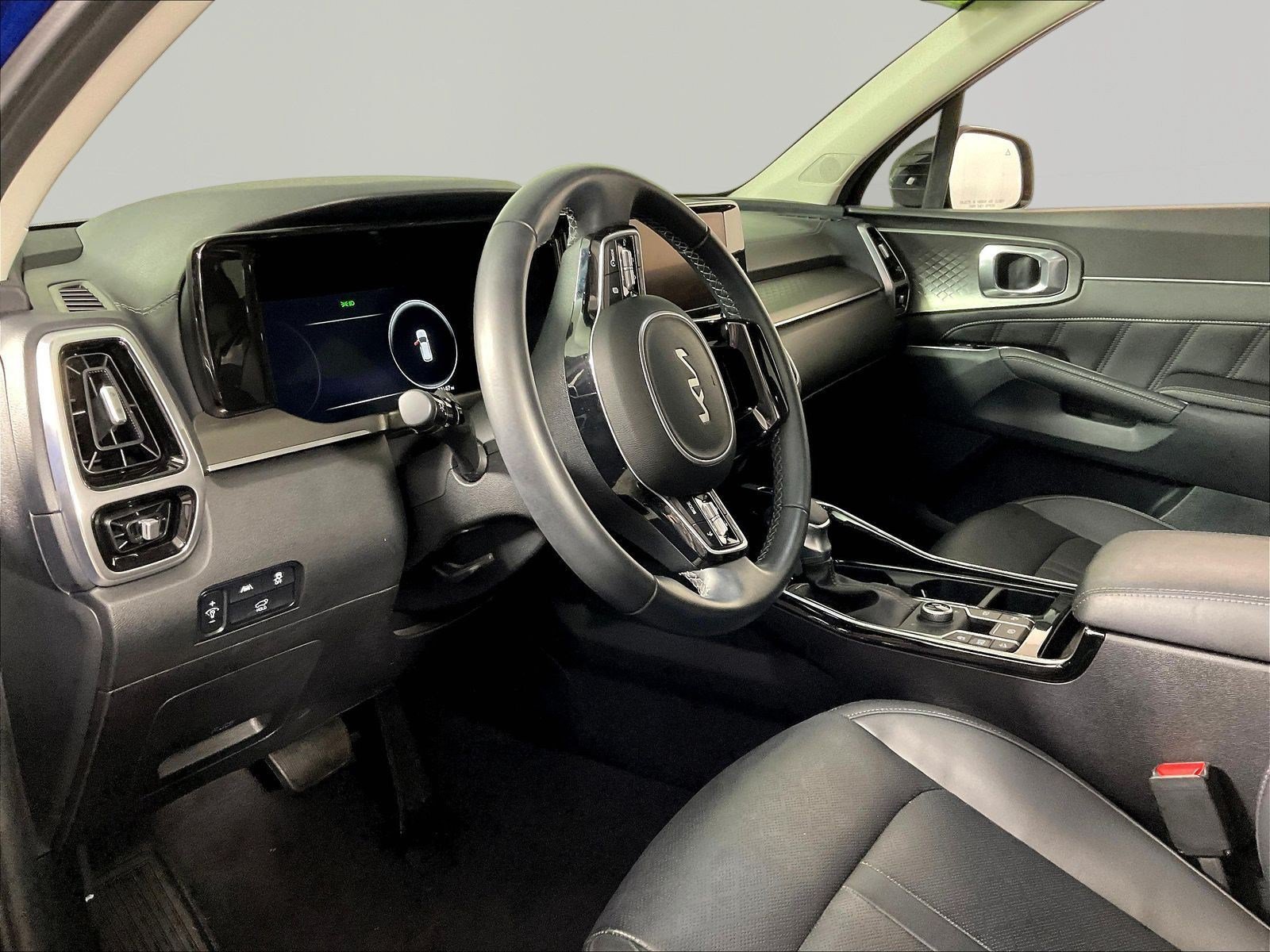 Used 2023 Kia Sorento SX AWD/4WD image 17