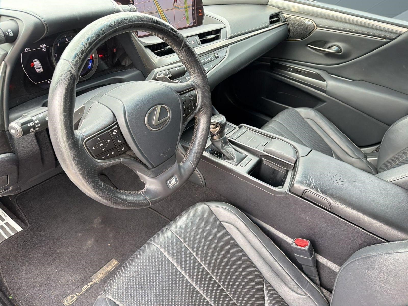 Used 2019 Lexus ES 350 F Sport w/ Accessory Package 2 FWD image 4