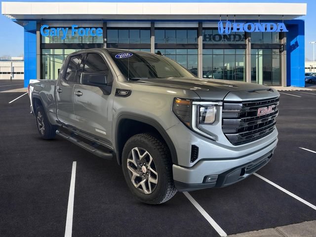 Used 2026 GMC Sierra 1500 Elevation w/ Elevation Select Package AWD/4WD image 1