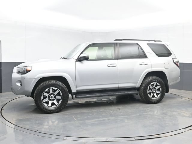 Used 2021 Toyota 4Runner TRD Off-Road AWD/4WD image 11