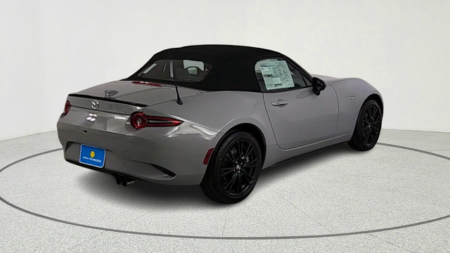 New 2026 MAZDA MX-5 Miata Club w/ Weather Package RWD image 7