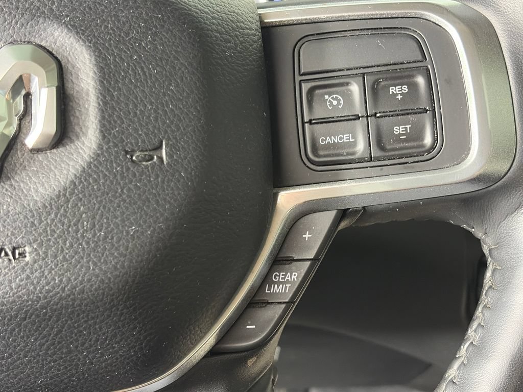Used 2020 RAM 3500 Laramie AWD/4WD image 18