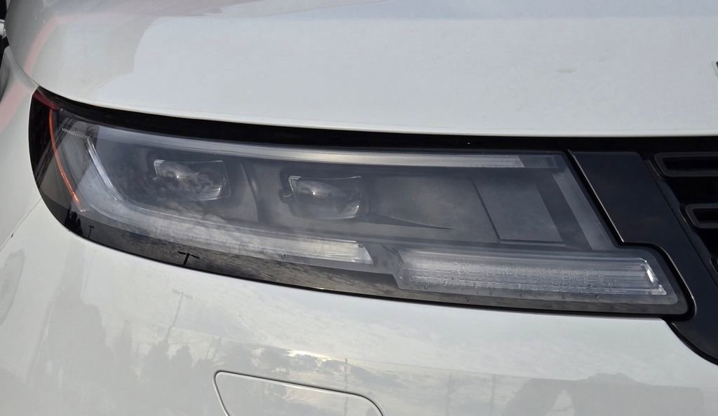Used 2023 Land Rover Range Rover Sport SE AWD/4WD image 14