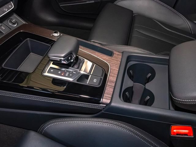Certified 2024 Audi Q5 2.0T Premium Plus image 32