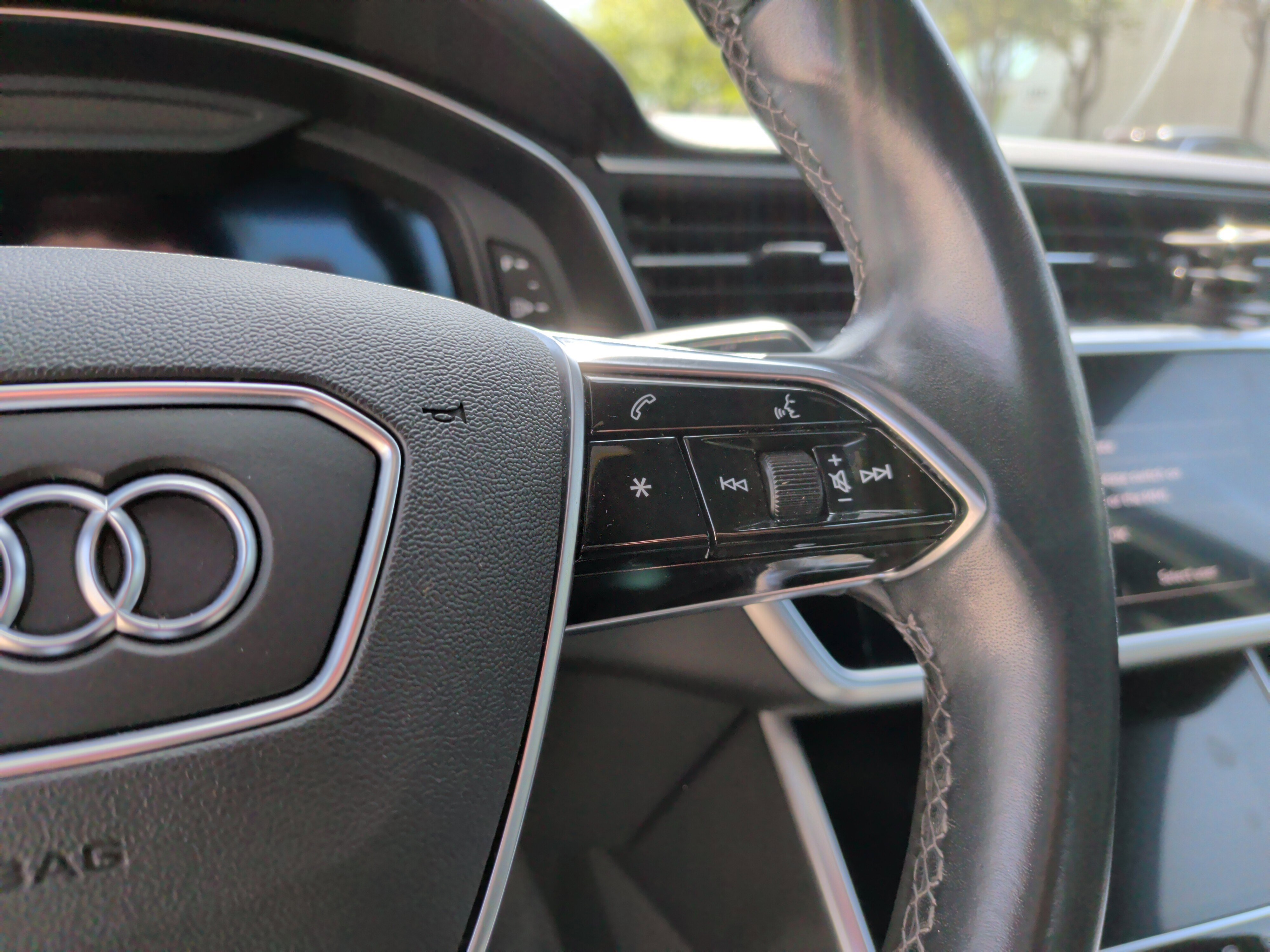 Used 2021 Audi A6 Premium image 18