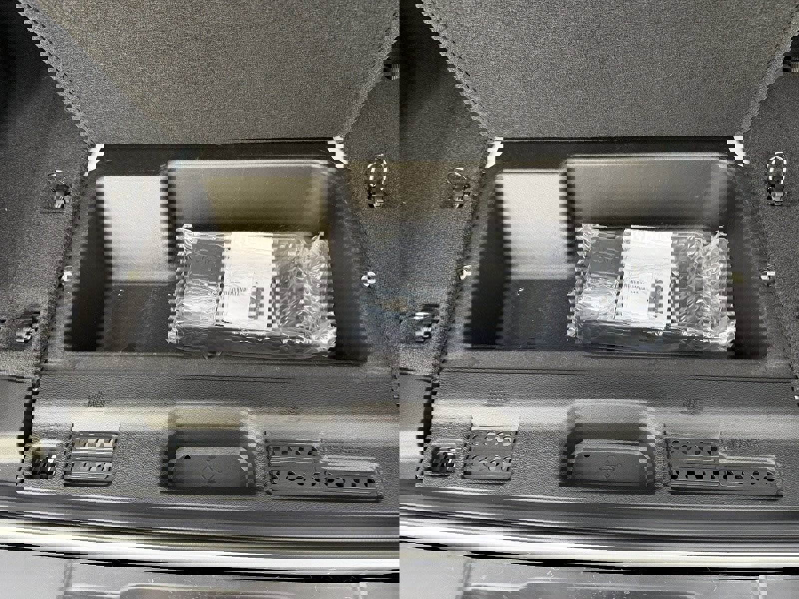 New 2026 Jeep Wrangler Unlimited Rubicon image 13