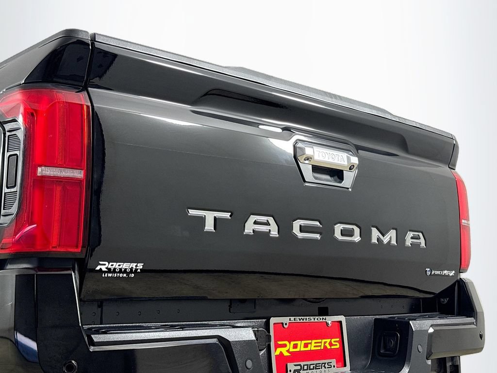 Certified 2025 Toyota Tacoma Limited AWD/4WD image 27