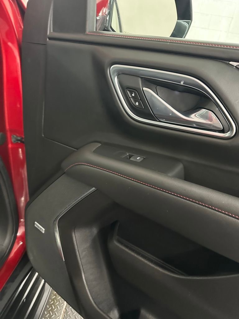 Used 2021 Chevrolet Suburban RST w/ Luxury Package AWD/4WD image 41