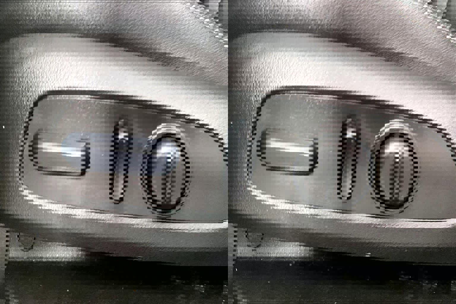 Used 2024 GMC Terrain SLT image 33