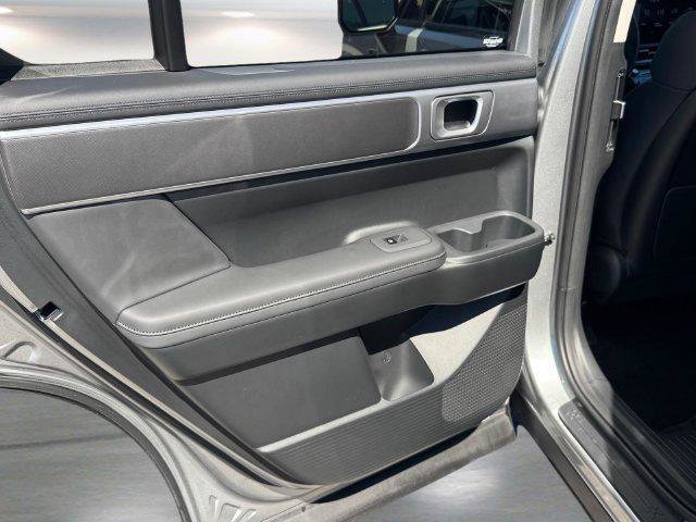 New 2027 Hyundai Santa Fe SEL FWD image 17