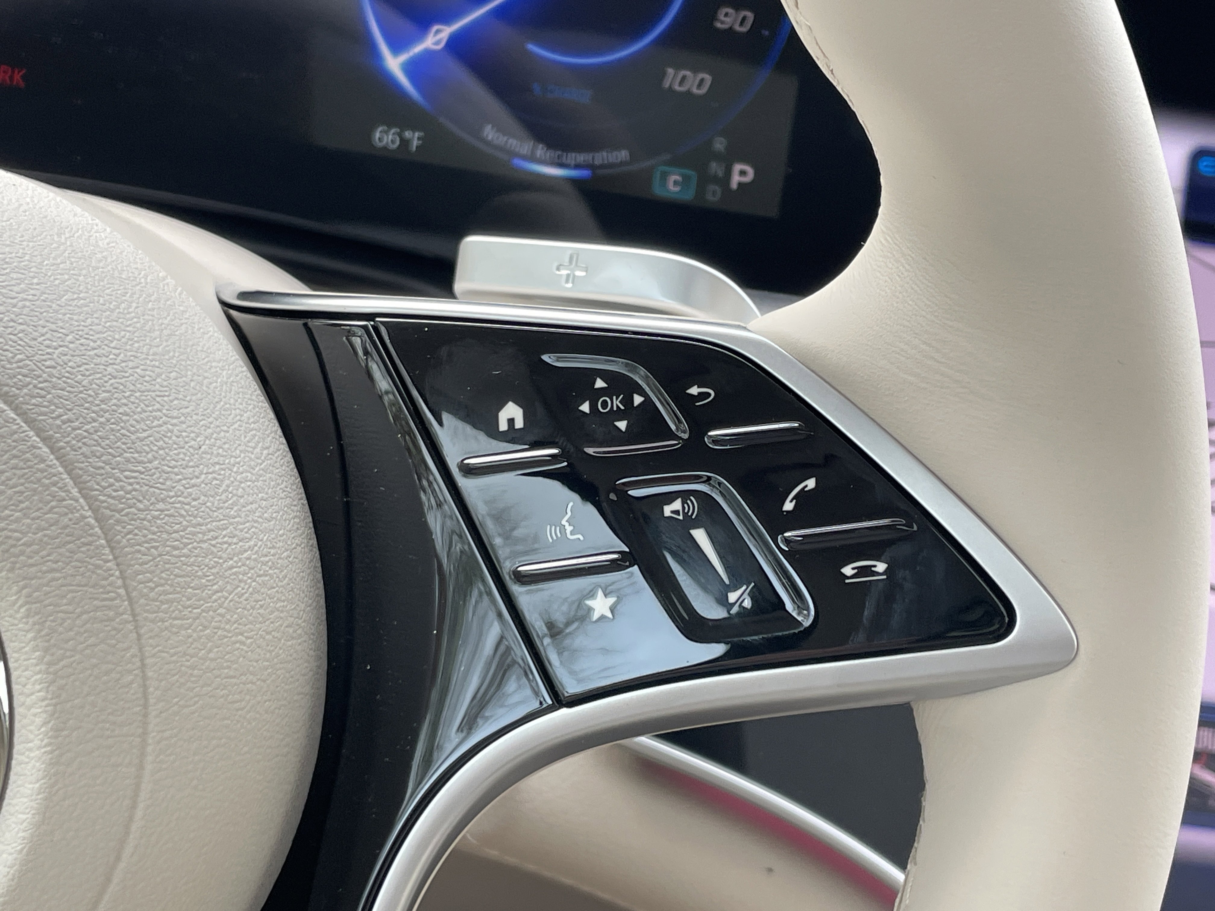 New 2026 Mercedes-Benz EQS 400 4MATIC SUV image 27