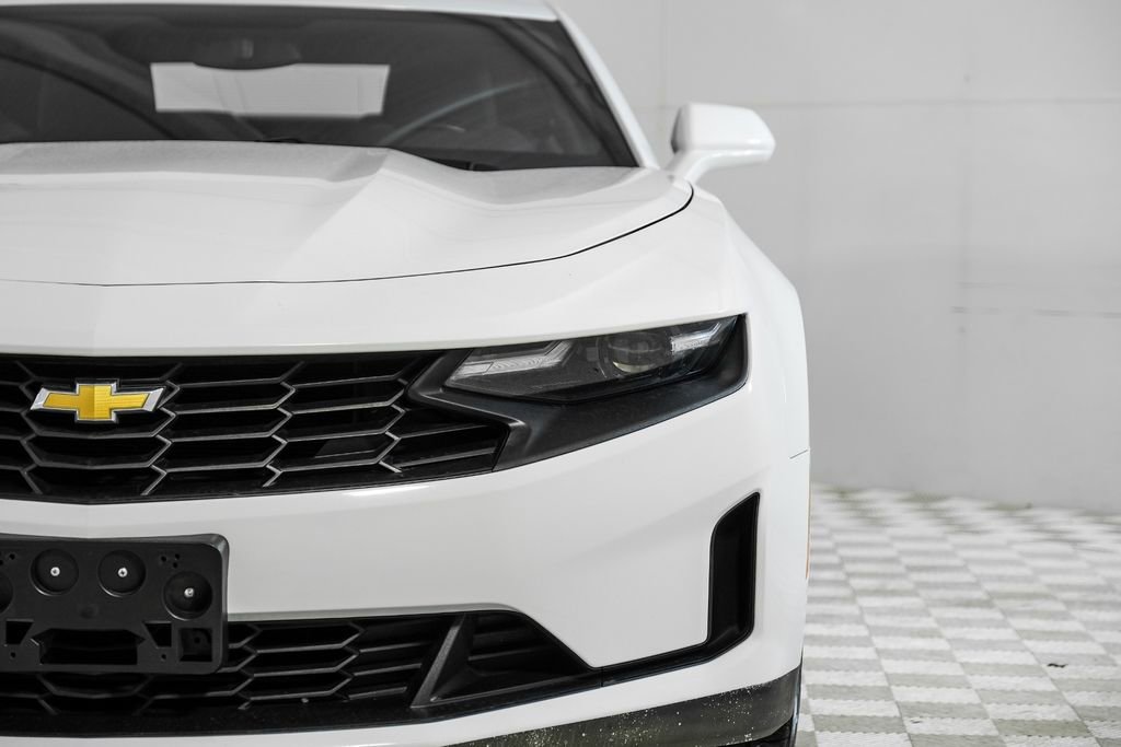 Used 2023 Chevrolet Camaro LT RWD image 40