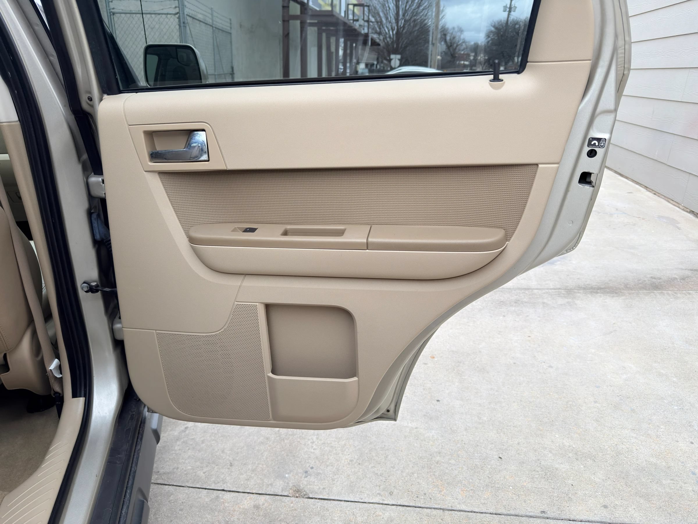 Used 2012 Ford Escape Limited AWD/4WD image 26