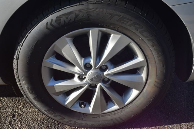 Used 2016 Kia Sedona LX w/ Option Group 020 image 48