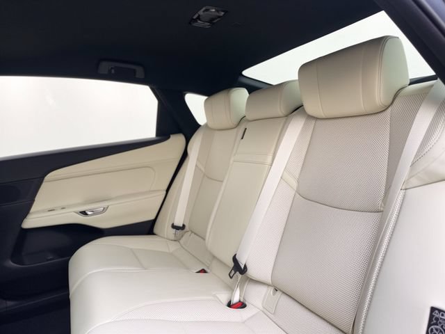 New 2026 Lexus ES 350e w/ Convenience Package FWD image 27