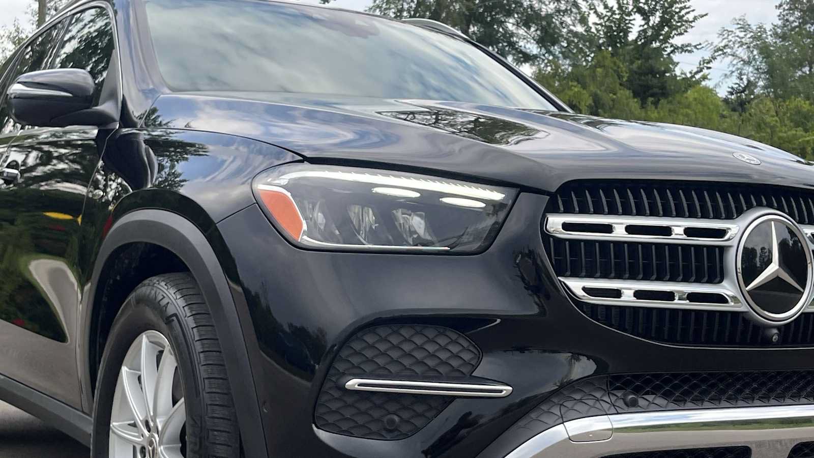 Certified 2025 Mercedes-Benz GLE 450e 4MATIC image 21