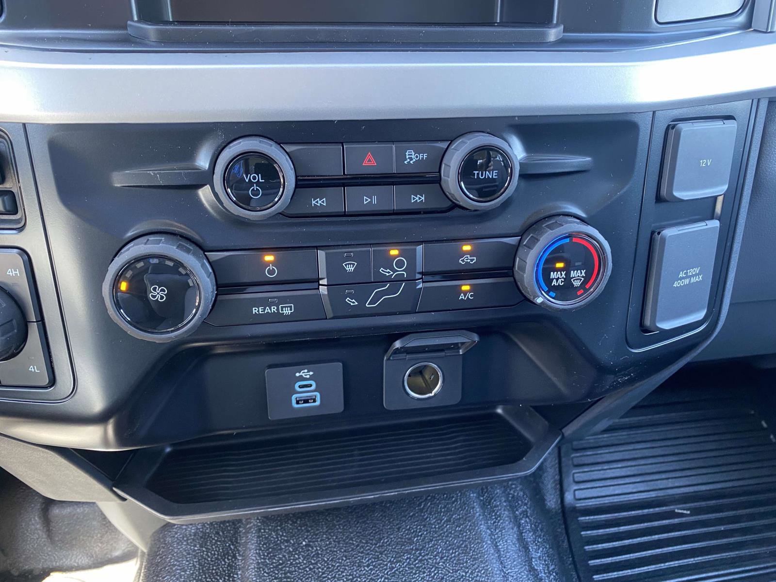 New 2026 Ford F350 XL w/ XL Chrome Package image 23