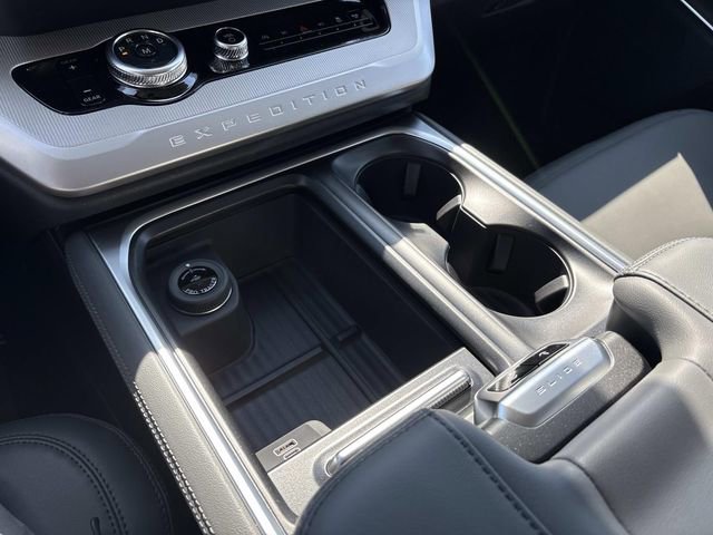 New 2026 Ford Expedition Active RWD image 29