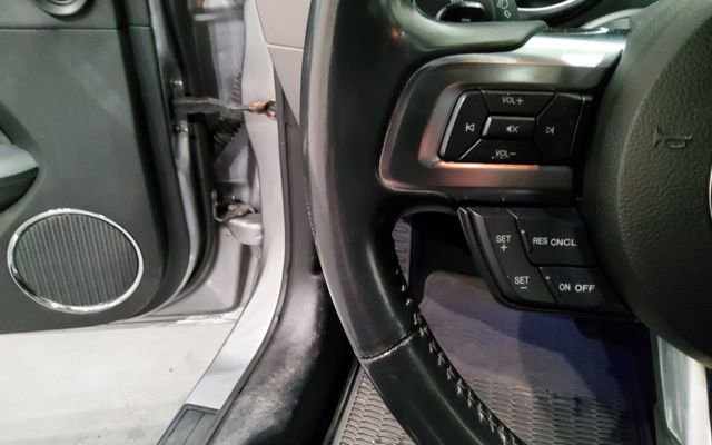 Used 2020 Ford Mustang GT Premium image 22