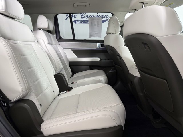 Used 2024 Hyundai Santa Fe Calligraphy image 22