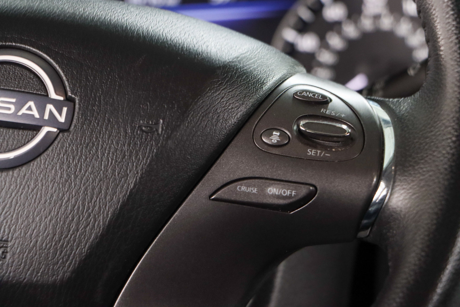 Used 2023 Nissan Murano SV FWD image 14