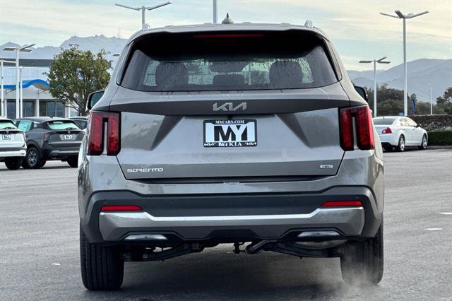 New 2026 Kia Sorento EX FWD image 5