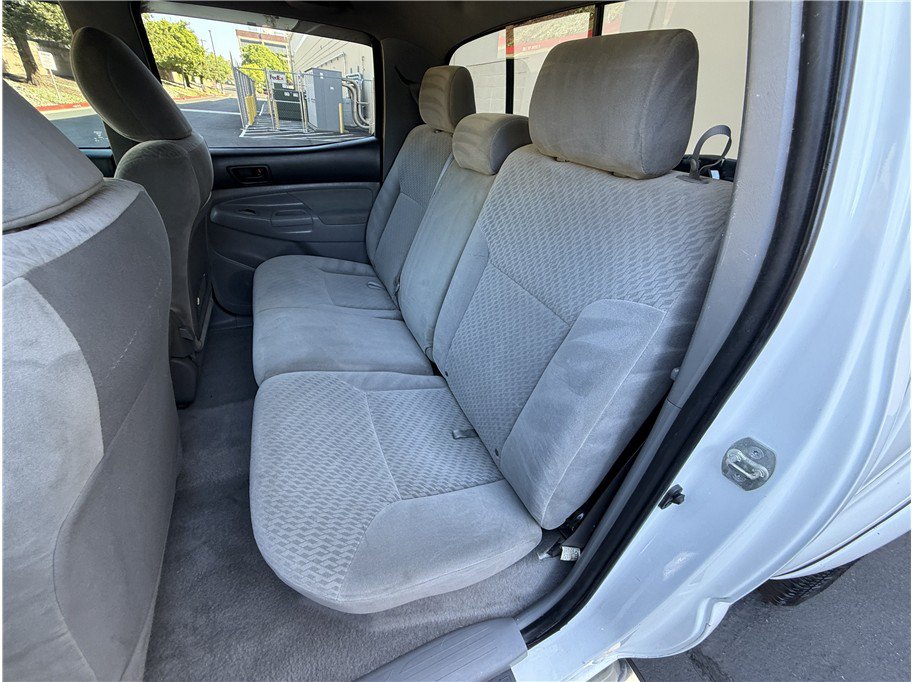 Used 2010 Toyota Tacoma PreRunner RWD image 12